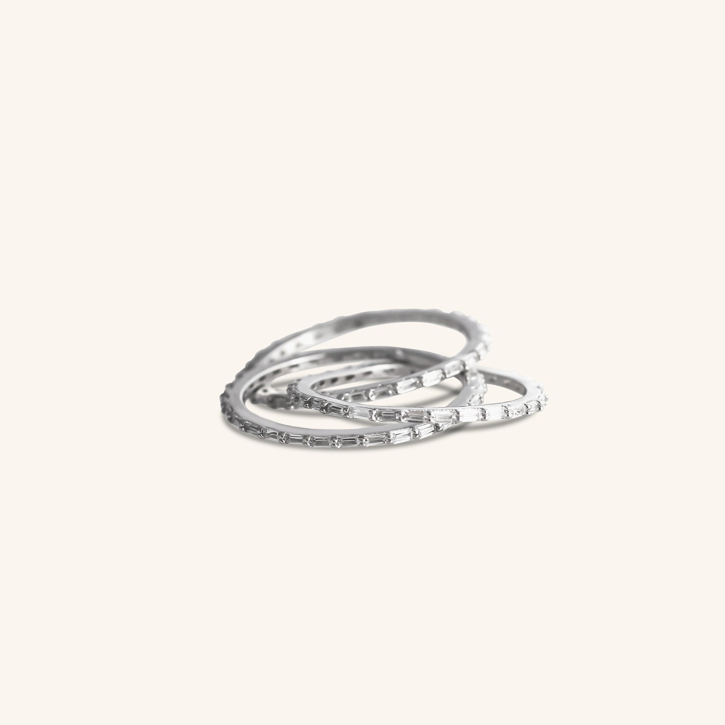 Veeba Three Interlink Ring