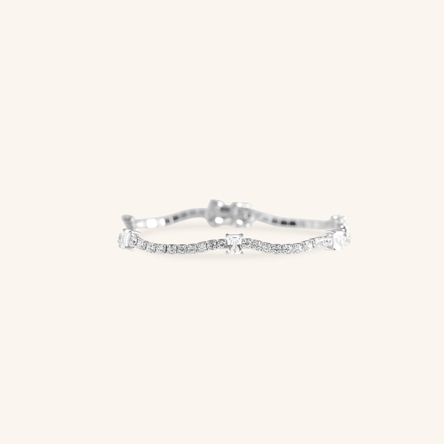 Round Tennis with Emerald cut Diamond