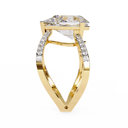 Saavi Ring Lab Grown Diamond